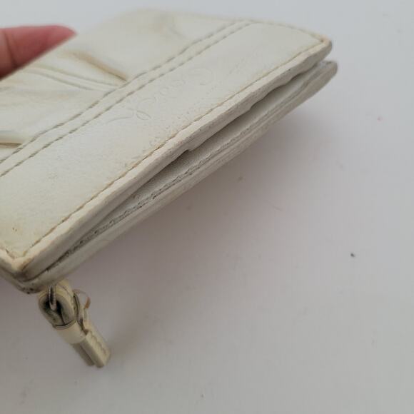 Coach Madison Wallet White Bifold 3x3 Mini Small Card Bill Holder Logo Compact - Picture 10 of 12